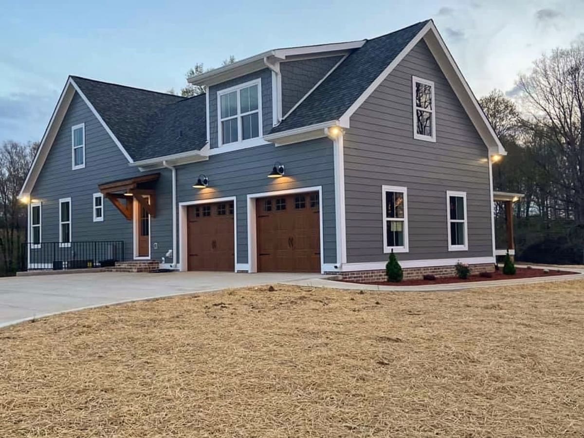 Looking Beyond Fencing: Expanding Your Outdoor Living Space