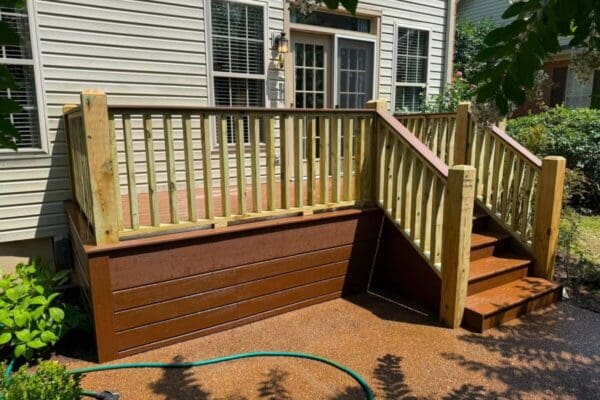composite deck with wood railings in middle tennessee